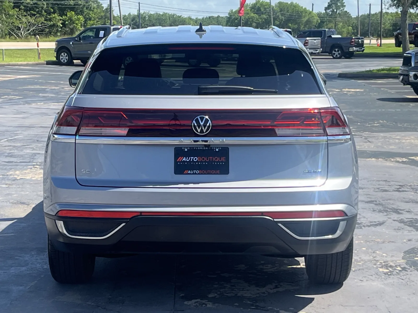 Volkswagen Atlas Cross Sport photo 5