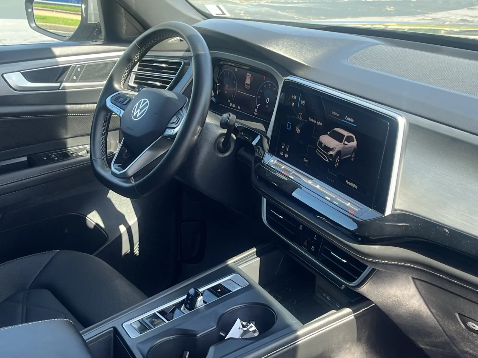 Volkswagen Atlas Cross Sport photo 13