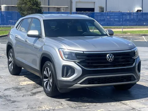Photos of 2026 Volkswagen Atlas Cross Sport 2.0T SE for sale in Alvin, TX at Auto Boutique Texas