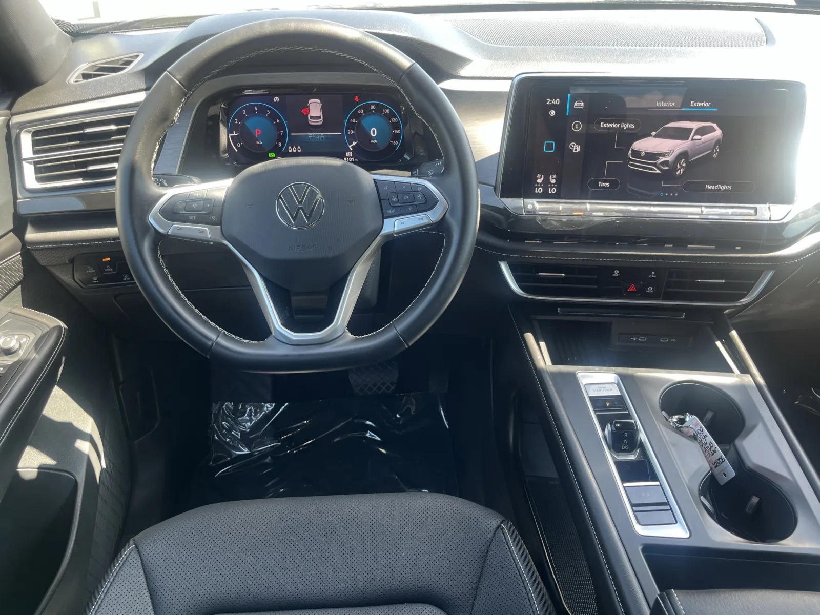 Volkswagen Atlas Cross Sport photo 14