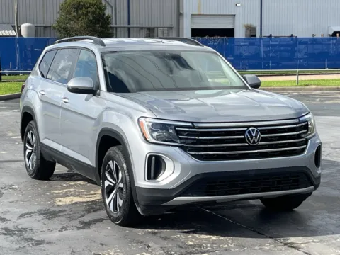 Photos of 2026 Volkswagen Atlas 2.0T SE for sale in Alvin, TX at Auto Boutique Texas