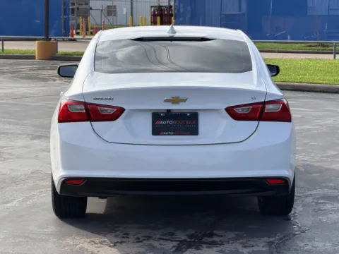 More photos of 2023 Chevrolet Malibu LT at Auto Boutique Texas, TX