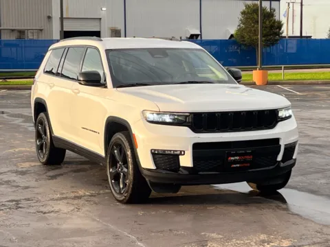 Photos of 2022 Jeep Grand Cherokee L Limited for sale in Alvin, TX at Auto Boutique Texas