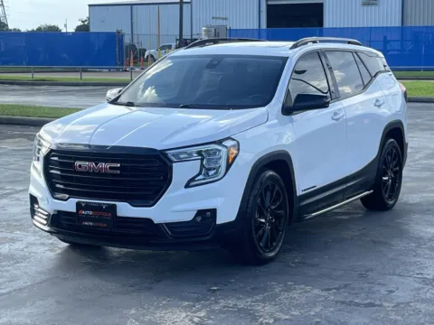 Another view of 2023 GMC Terrain SLT for sale in Alvin, TX at Auto Boutique Texas