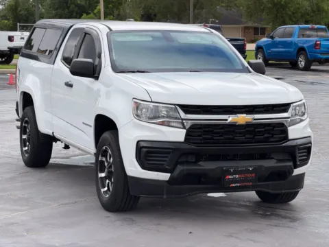 Photos of 2022 Chevrolet Colorado 2WD Work Truck for sale in Alvin, TX at Auto Boutique Texas