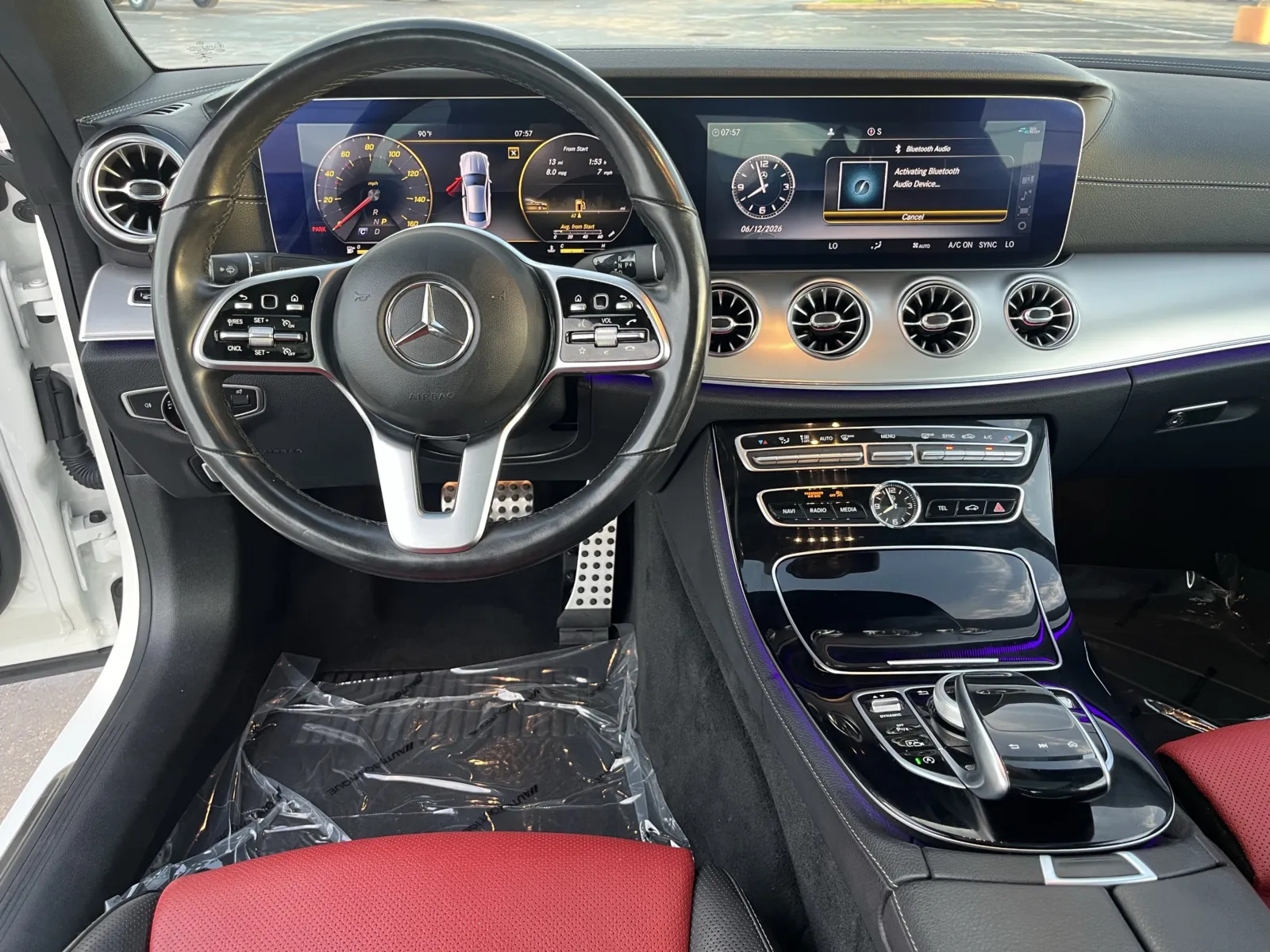 Mercedes-Benz E-Class photo 17