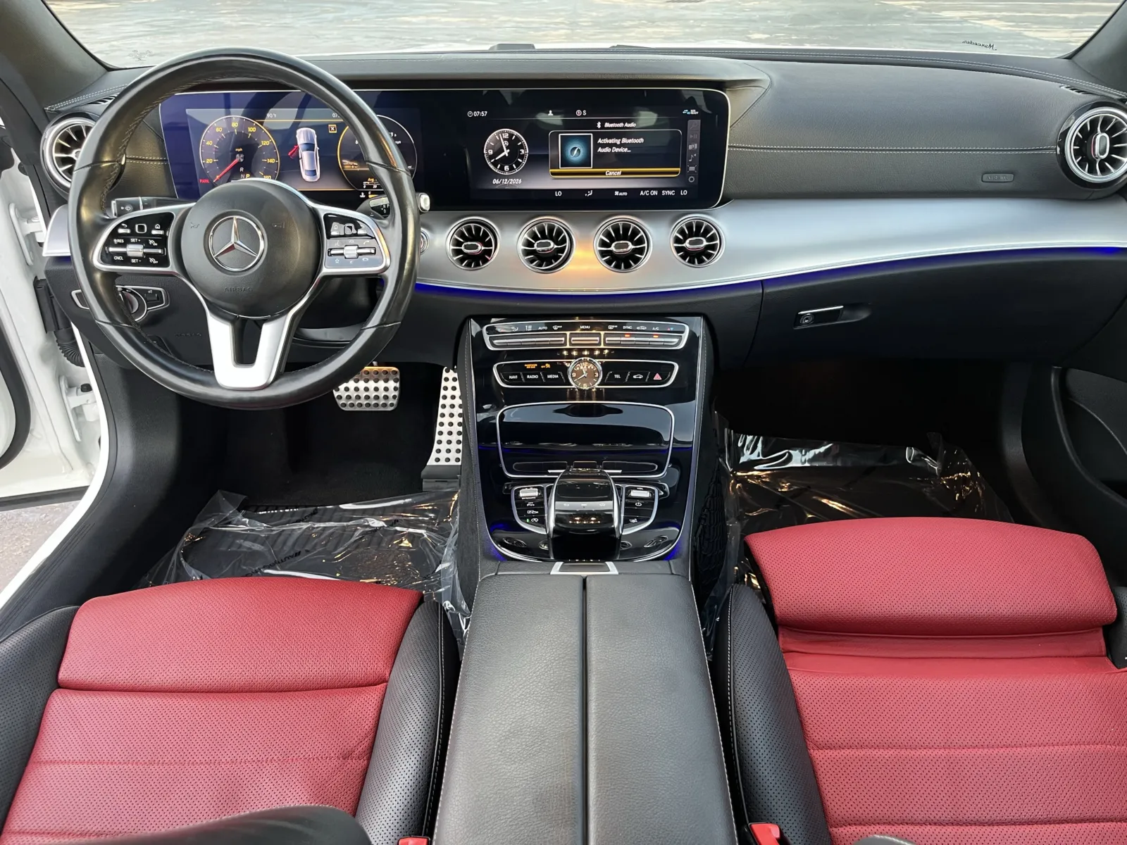 Mercedes-Benz E-Class photo 24