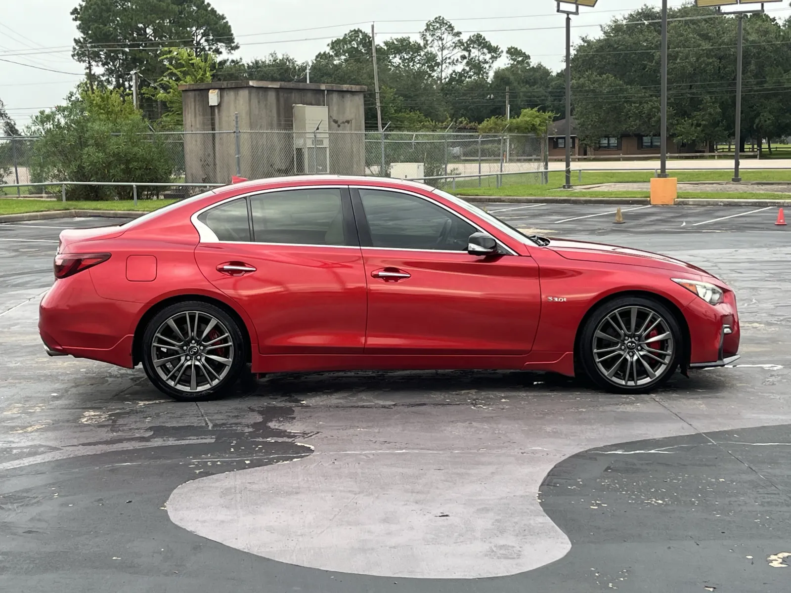 Infiniti Q50 photo 8