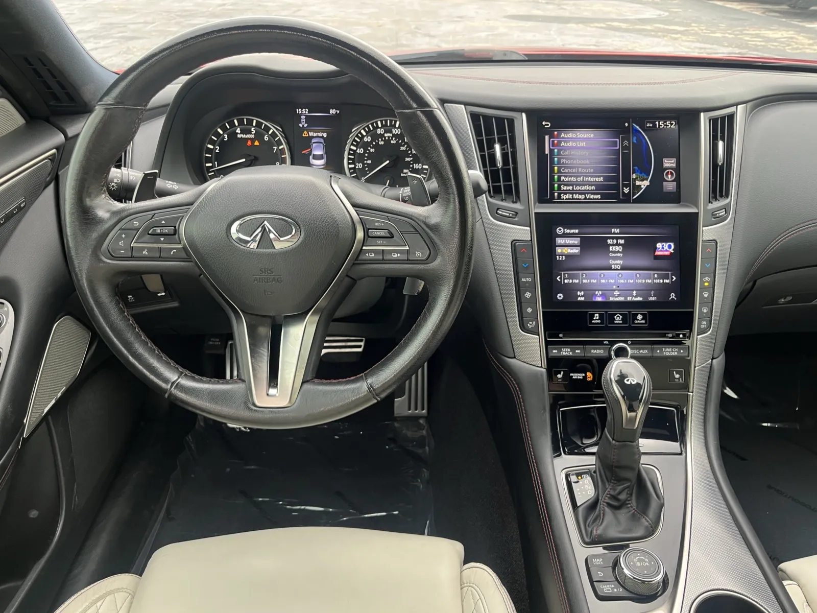 Infiniti Q50 photo 12