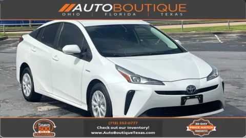 White 2021 Toyota Prius L Eco for sale in Alvin, TX