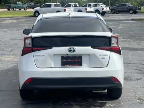 More photos of 2021 Toyota Prius L Eco at Auto Boutique Texas, TX