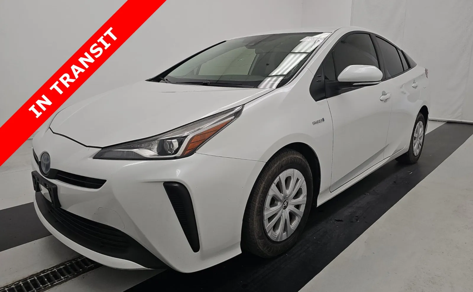 White 2021 Toyota Prius L Eco for sale in Alvin, TX