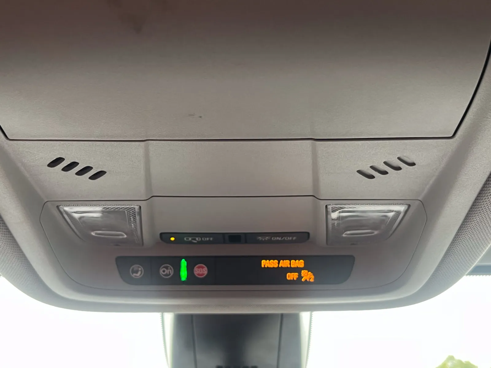GMC Acadia photo 19