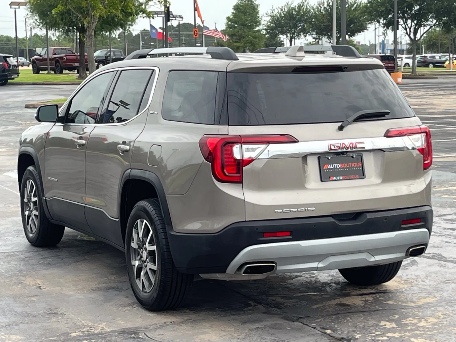 GMC Acadia photo 6