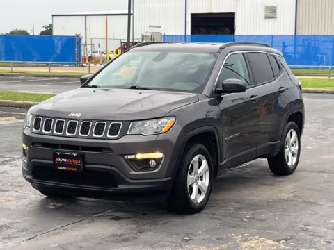 Another view of 2018 Jeep Compass Latitude for sale in Alvin, TX at Auto Boutique Texas
