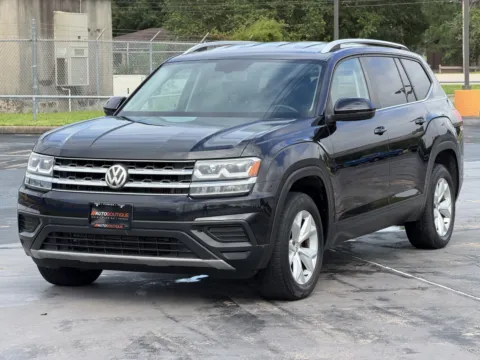 Another view of 2019 Volkswagen Atlas 2.0T S for sale in Alvin, TX at Auto Boutique Texas