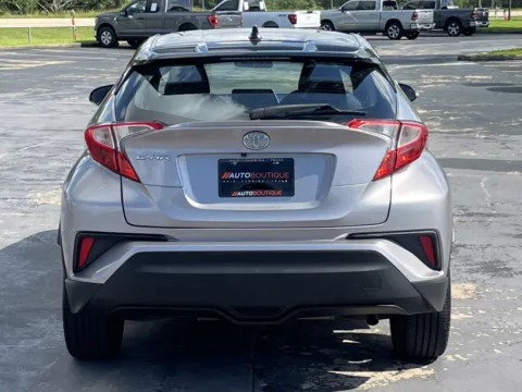More photos of 2020 Toyota C-HR XLE at Auto Boutique Texas, TX