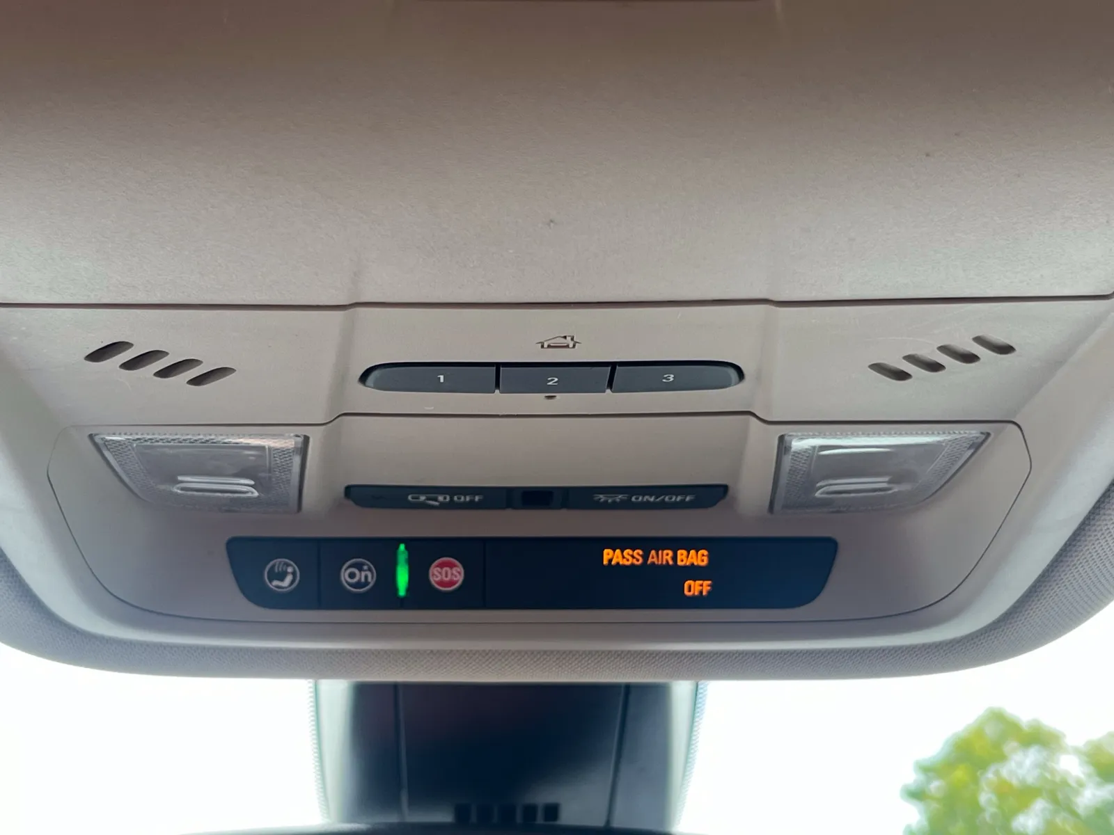 GMC Acadia photo 22