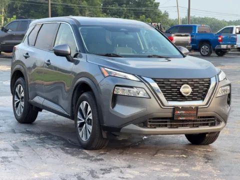 Photos of 2021 Nissan Rogue SV for sale in Alvin, TX at Auto Boutique Texas