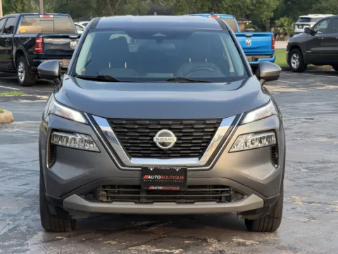 More photos of 2021 Nissan Rogue SV at Auto Boutique Texas, TX