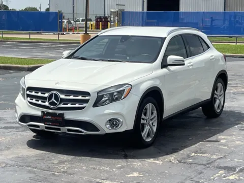 Another view of 2018 Mercedes-Benz GLA 250 for sale in Alvin, TX at Auto Boutique Texas