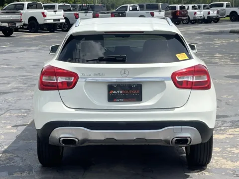 More photos of 2018 Mercedes-Benz GLA 250 at Auto Boutique Texas, TX
