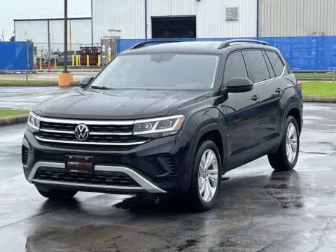 Another view of 2021 Volkswagen Atlas 2.0T SE w Technology for sale in Alvin, TX at Auto Boutique Texas
