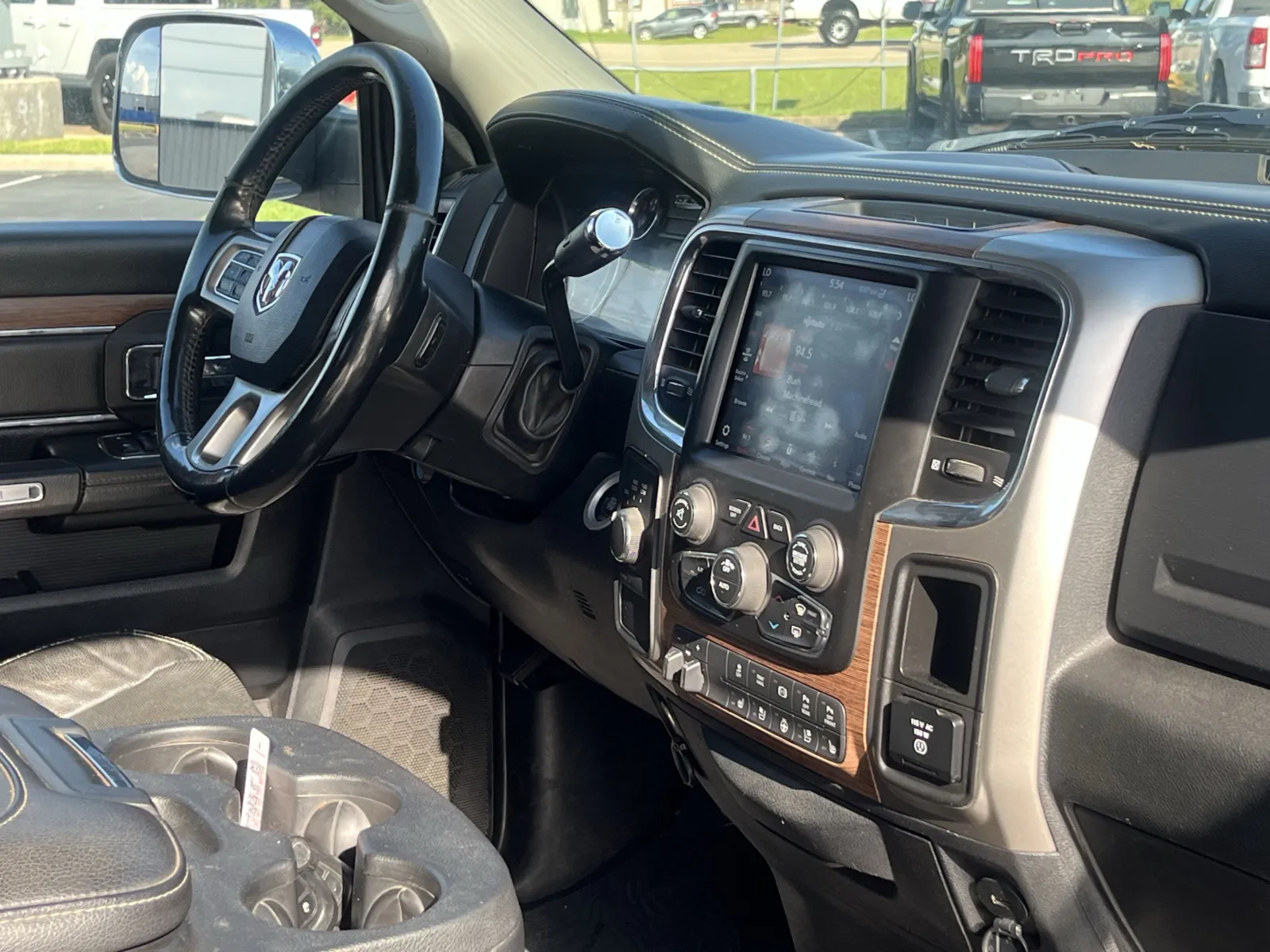 Ram 2500 photo 11