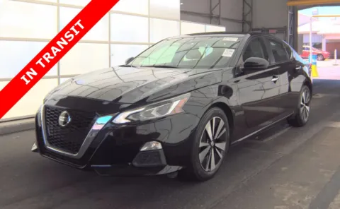 Black 2021 Nissan Altima 2.5 SV for sale in Alvin, TX
