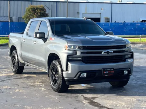 Photos of 2020 Chevrolet Silverado 1500 RST for sale in Alvin, TX at Auto Boutique Texas