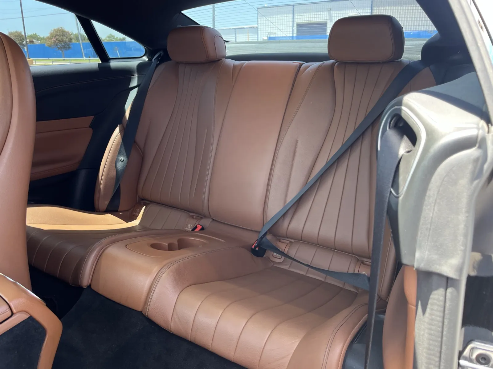 Mercedes-Benz E-Class photo 29