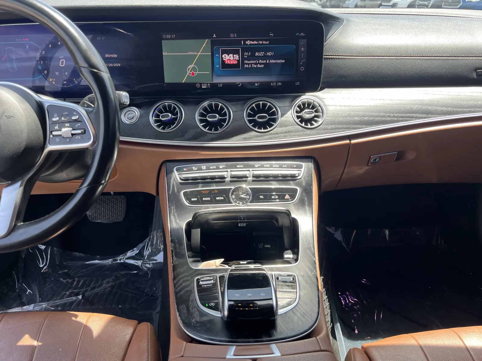 Mercedes-Benz E-Class photo 25