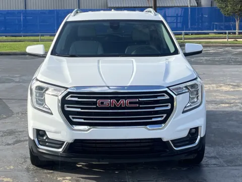 More photos of 2023 GMC Terrain SLT at Auto Boutique Texas, TX