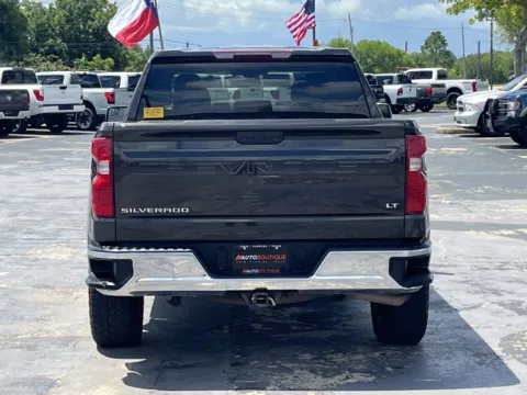 More photos of 2022 Chevrolet Silverado 1500 LTD LT at Auto Boutique Texas, TX