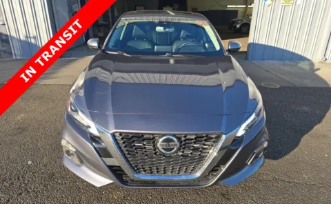 Another view of 2020 Nissan Altima 2.5 SL for sale in Alvin, TX at Auto Boutique Texas
