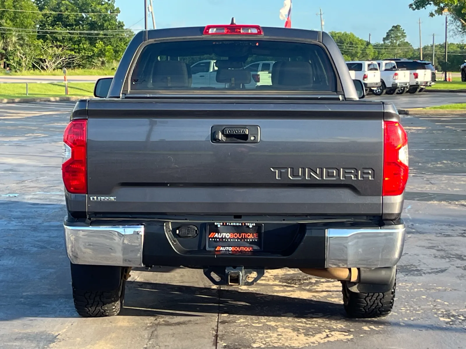 Toyota Tundra photo 5