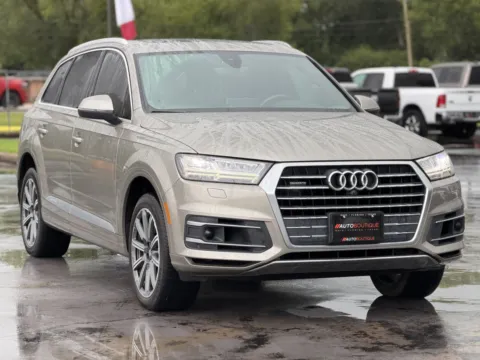 Photos of 2017 Audi Q7 Premium Plus for sale in Alvin, TX at Auto Boutique Texas
