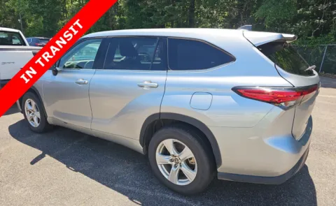 More photos of 2022 Toyota Highlander LE at Auto Boutique Texas, TX
