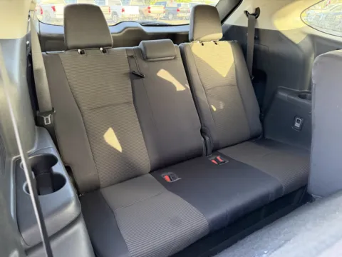Another view of 2022 Toyota Highlander LE for sale in Alvin, TX at Auto Boutique Texas