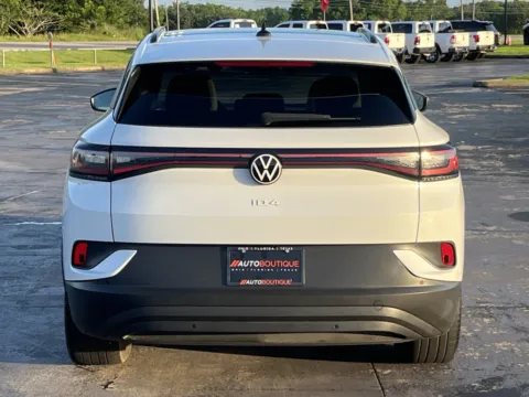 More photos of 2021 Volkswagen ID.4 Pro S at Auto Boutique Texas, TX