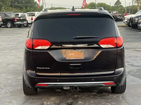 More photos of 2017 Chrysler Pacifica Touring-L Plus at Auto Boutique Texas, TX
