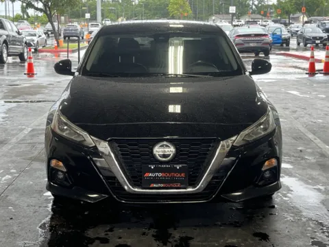 More photos of 2022 Nissan Altima 2.5 SL at Auto Boutique Texas, TX