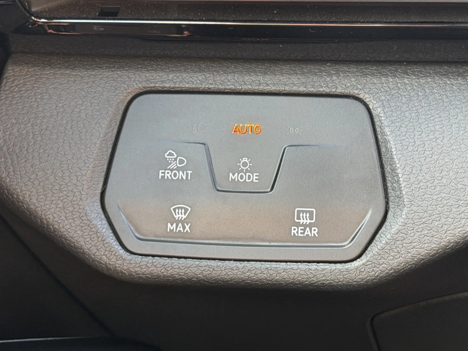 Volkswagen ID.4 photo 22
