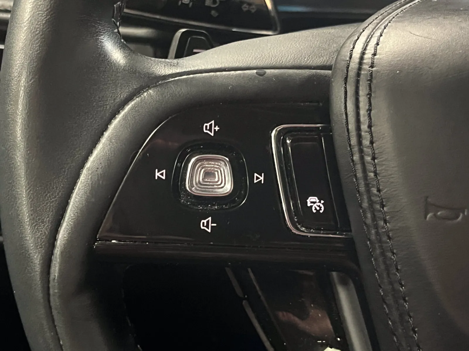 Lincoln Aviator photo 14