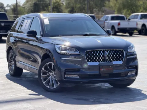 Photos of 2023 Lincoln Aviator Grand Touring for sale in Alvin, TX at Auto Boutique Texas