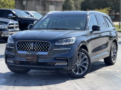 Another view of 2023 Lincoln Aviator Grand Touring for sale in Alvin, TX at Auto Boutique Texas