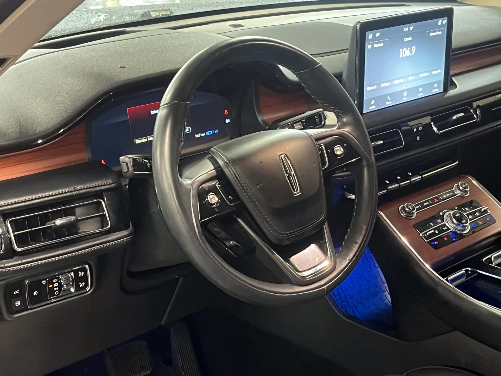 Lincoln Aviator photo 10