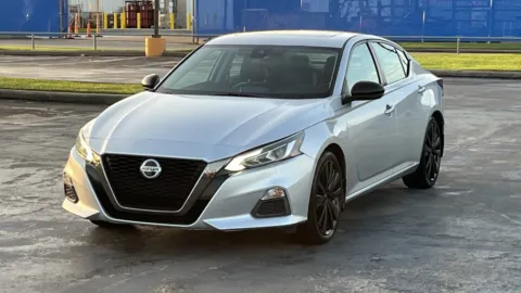 Silver 2020 Nissan Altima 2.5 SR for sale in Alvin, TX