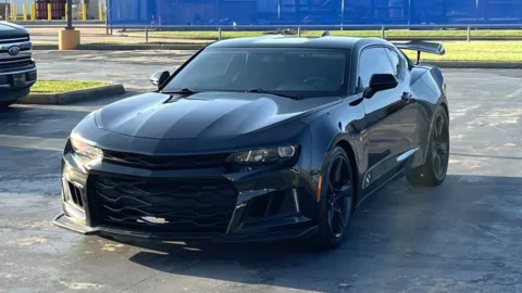 Black 2018 Chevrolet Camaro 1LT for sale in Alvin, TX