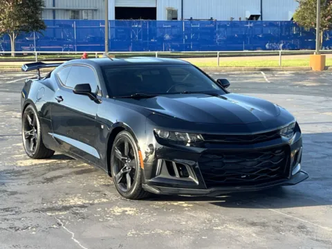 Another view of 2018 Chevrolet Camaro 1LT for sale in Alvin, TX at Auto Boutique Texas